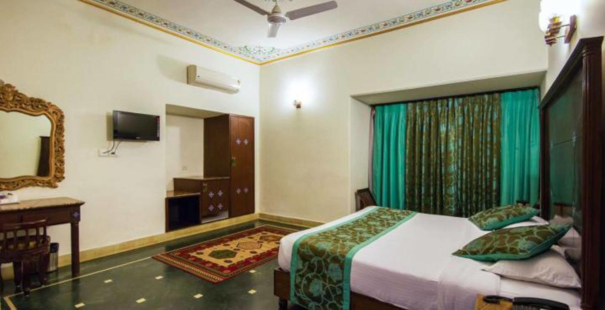 Hotel Nahargarh Haveli-Near Train Station Metro Divisione di Divisione di Jaipur Esterno foto