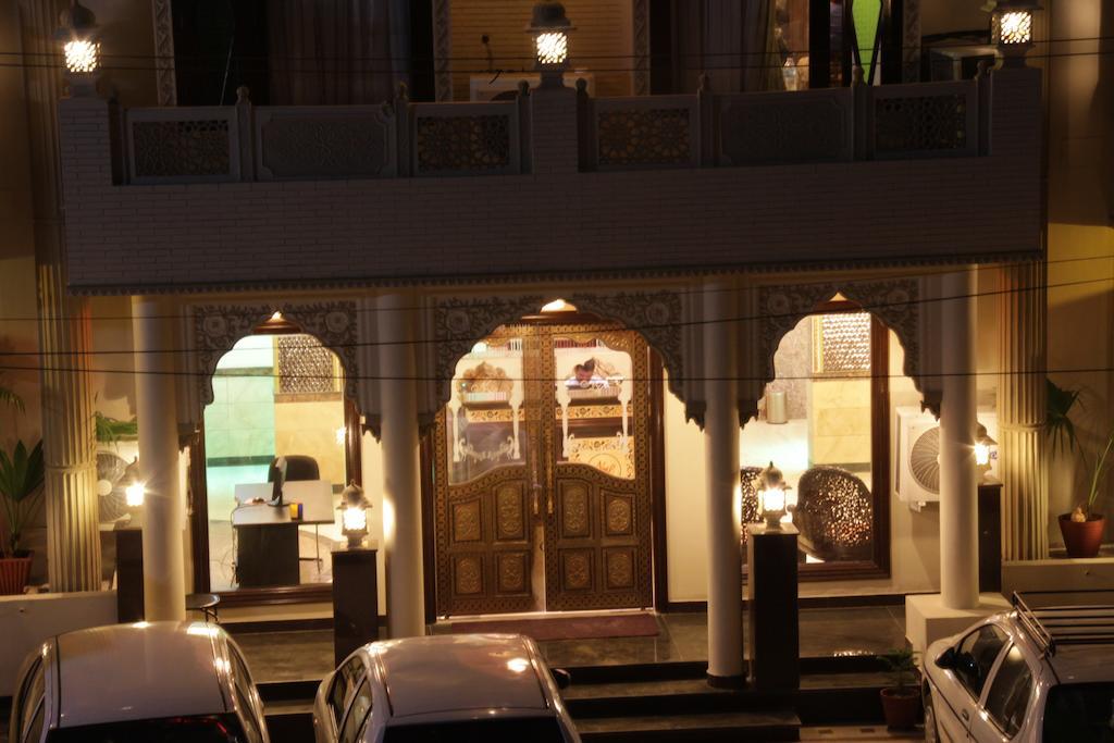 Hotel Nahargarh Haveli-Near Train Station Metro Divisione di Divisione di Jaipur Esterno foto